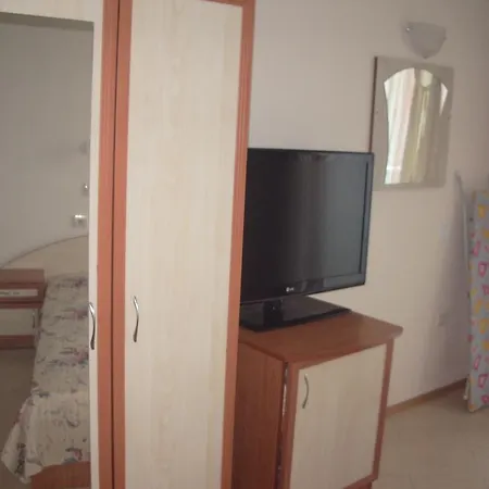 Apartment Primorsko פרימורסקו