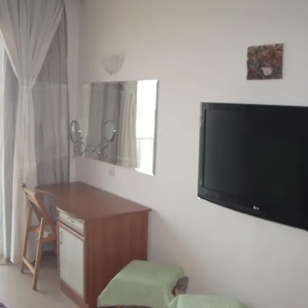 Apartment Primorsko פרימורסקו